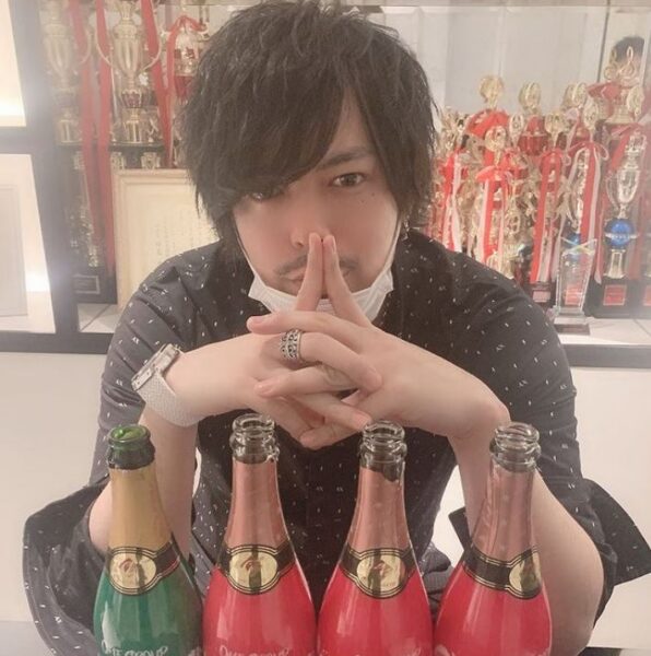 大阪男塾のナチュラルな髪型のホスト3